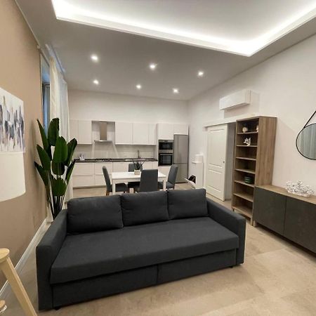 Stazione Apartment ปาแลร์โม ภายนอก รูปภาพ